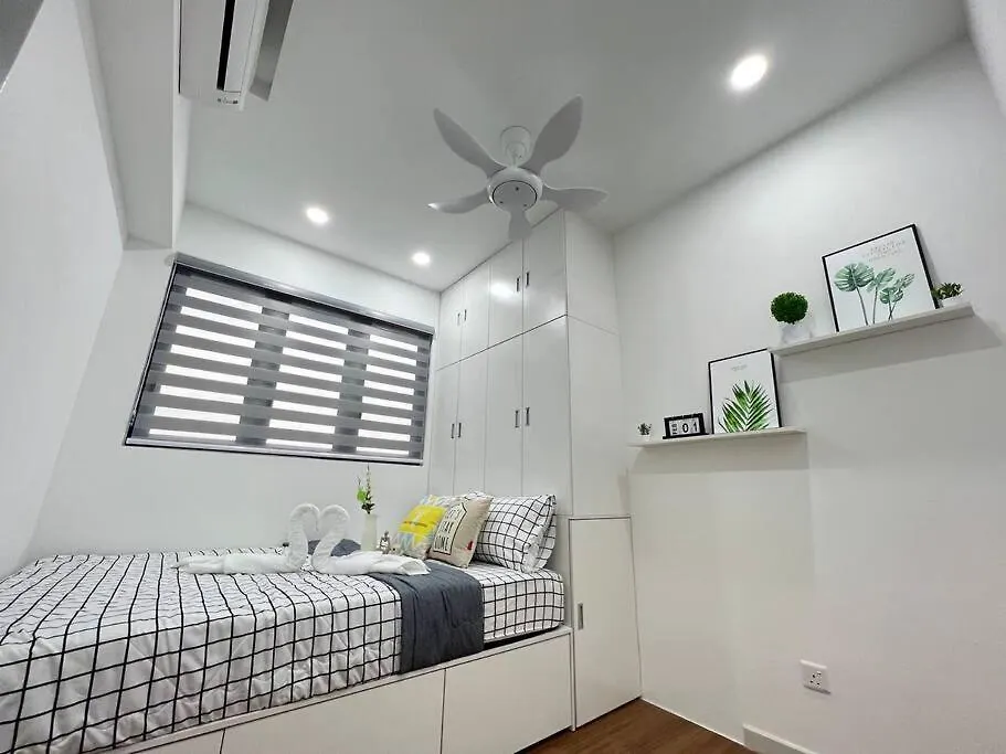 Apartment Klcc Pavillion Sunway Velocity Mrt Lrt 11 Pax Kuala Lumpur