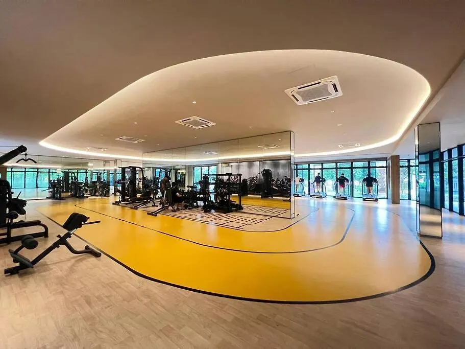 Apartment Klcc Pavillion Sunway Velocity Mrt Lrt 11 Pax Kuala Lumpur
