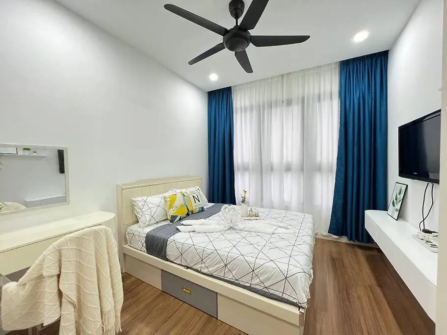 Apartment Klcc Pavillion Sunway Velocity Mrt Lrt 11 Pax Kuala Lumpur